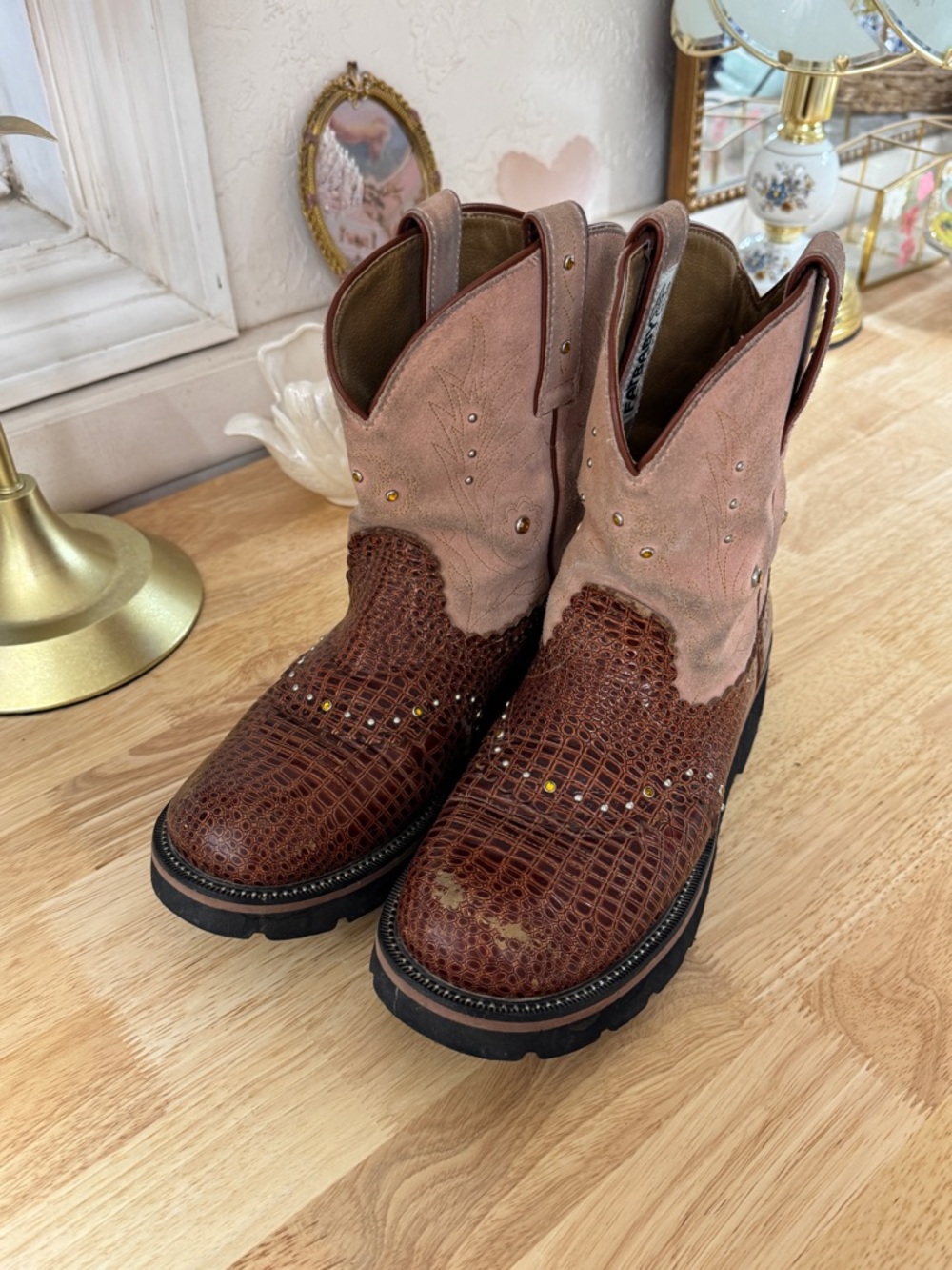 Ariat FatBaby Western Boots Women's 9 Pink Rhinestone Studded Alligator Emboss
